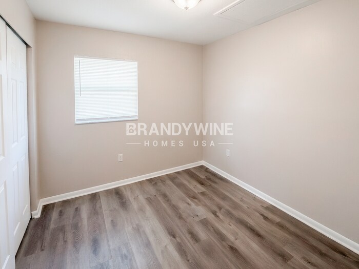 Building Photo - 3202 Needles Dr