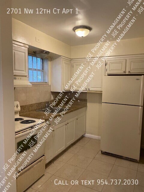 Primary Photo - 2701 NW 12th Ct