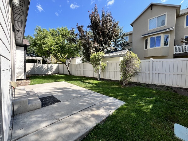 Building Photo - 2750 Augusta Dr
