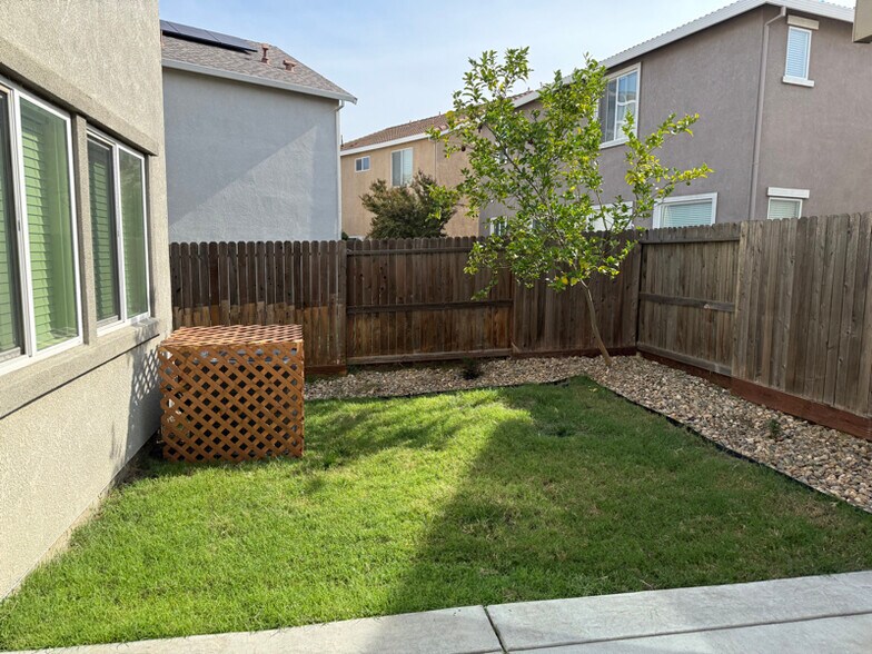 Building Photo - 4312 Ibiza Island Way