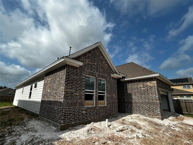 Building Photo - 3810 St Simon Manor Dr