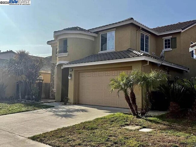 Building Photo - 3017 Roslyn Dr