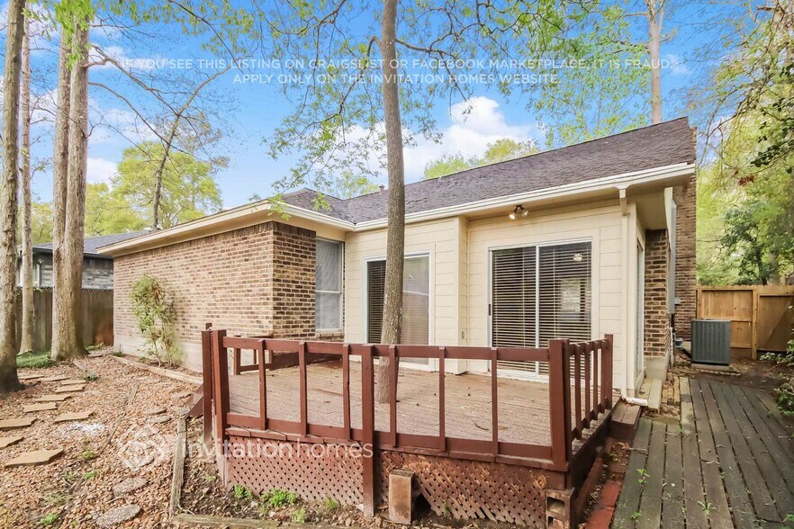 Building Photo - 240 Point Clear Dr