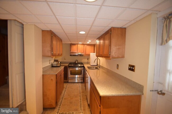 Building Photo - 4610 3rd St S