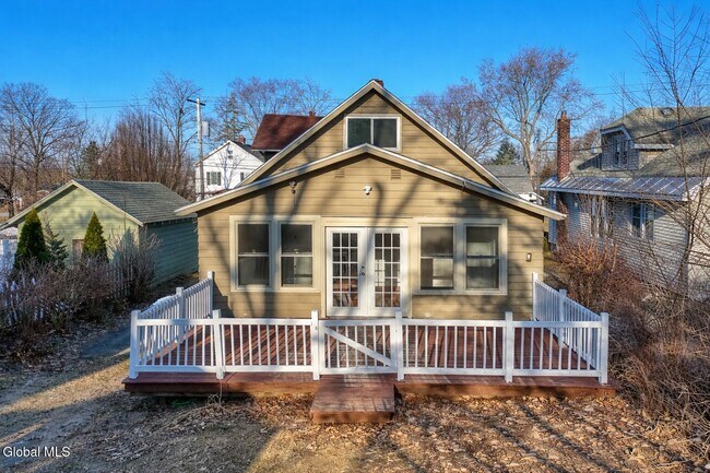 Building Photo - 1418 Garner Ave