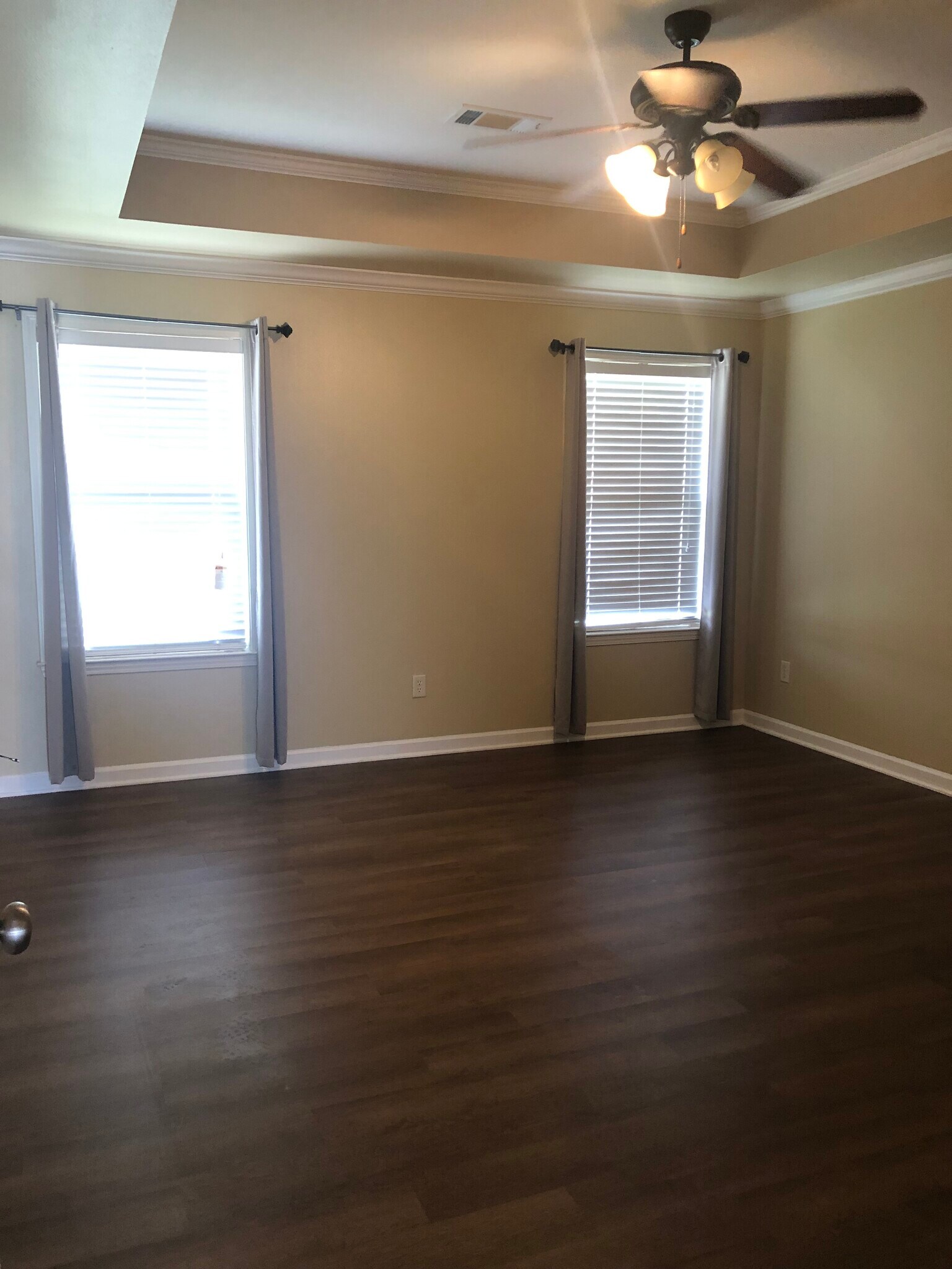 Building Photo - 70 Chateaus Ln