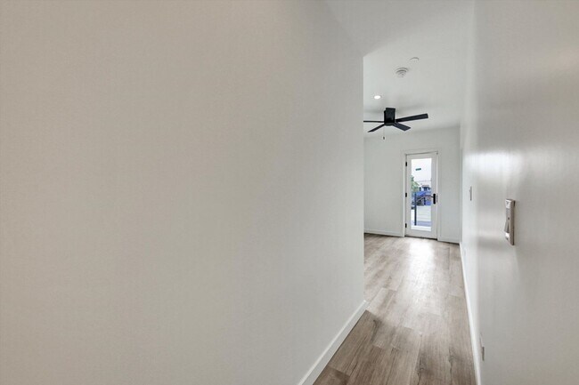 Building Photo - ONE MONTH FREE!! BRAND NEW CONSTRUCTION!! ...