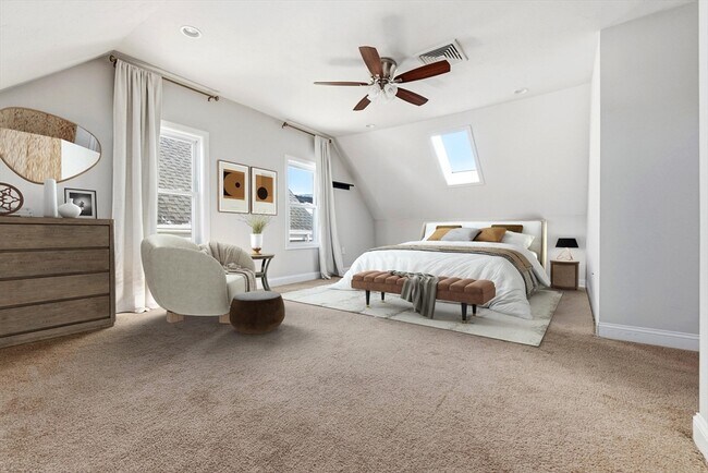 Building Photo - 21 Emerton St