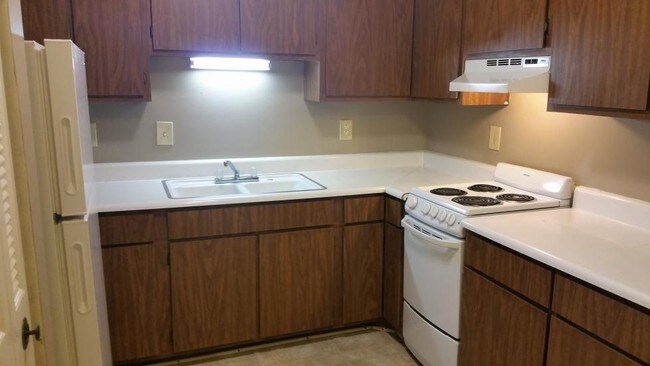 Building Photo - Golden Years Center Apartments