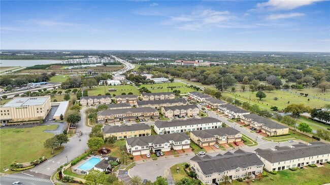 Building Photo - 1212 Pensacola Ct