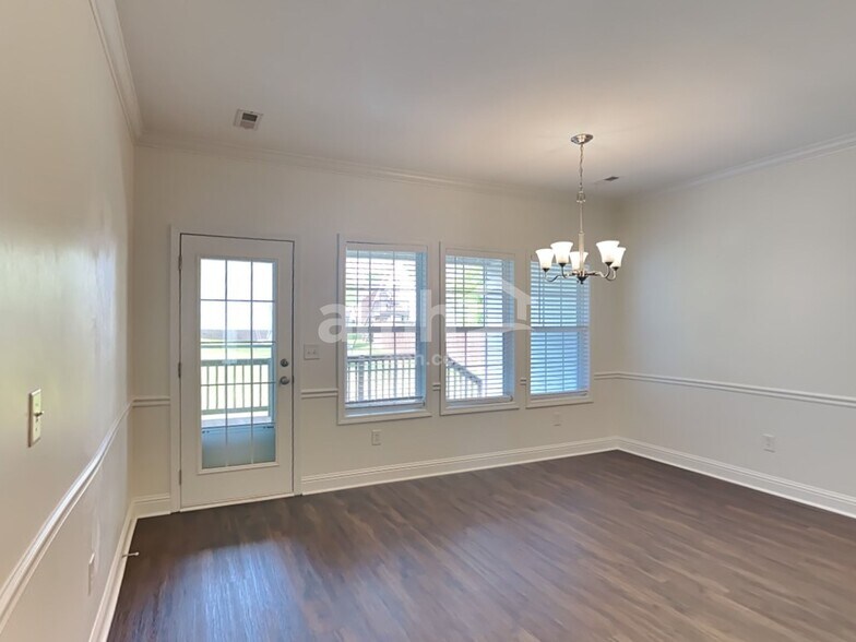 Building Photo - 1311 Carmack Ct