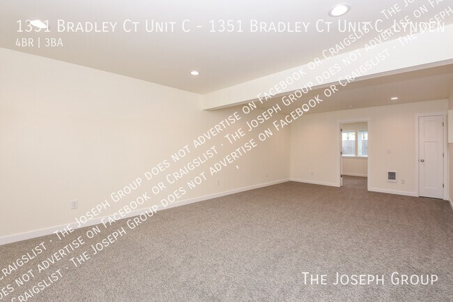Building Photo - 1351 Bradley Ct