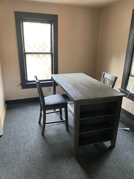 Building Photo - 256 E 75th St