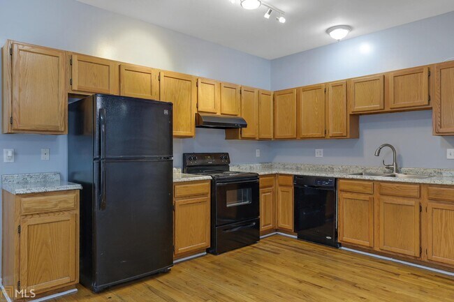 Building Photo - 1026 Sims Ave NW