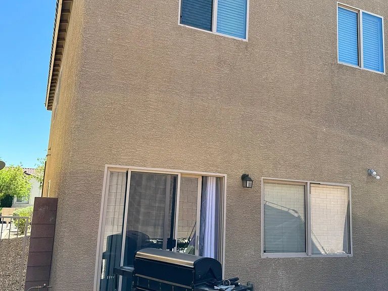Building Photo - 9242 Wittig Ave