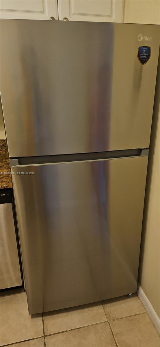 Building Photo - 5200 NE 24th Terrace