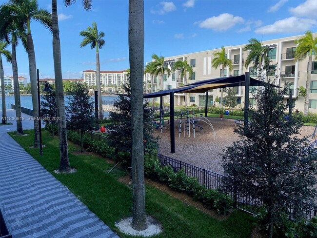 Building Photo - 4636 NW 84th Ave