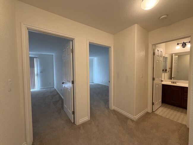 Building Photo - 4723 Killington St