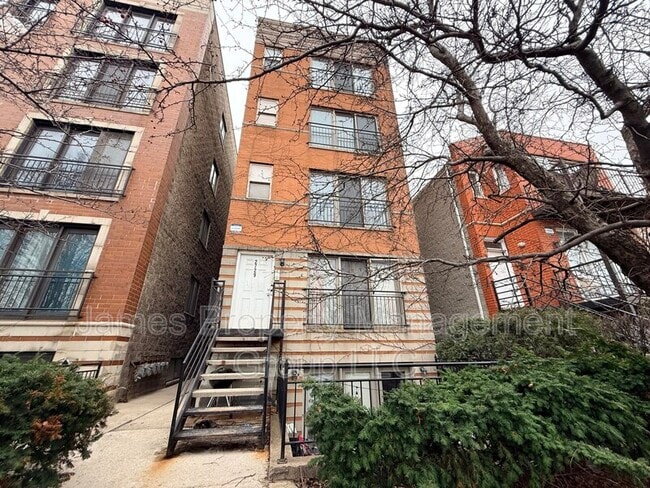 Building Photo - 2729 W Congress Pkwy