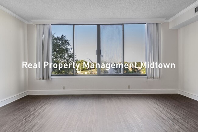 Building Photo - Charming Condo in Established Community of...