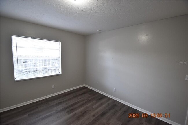 Building Photo - 4711 E Serena Dr