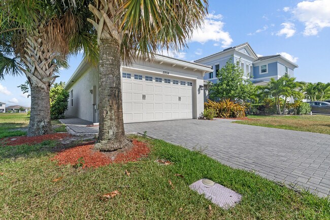 Building Photo - 5934 Buttonbush Dr