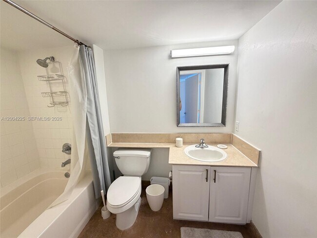 Building Photo - 90 Alton Rd