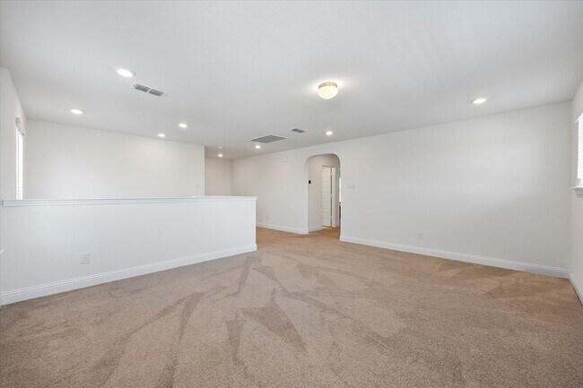 Building Photo - 3629 Highland Bayou Dr