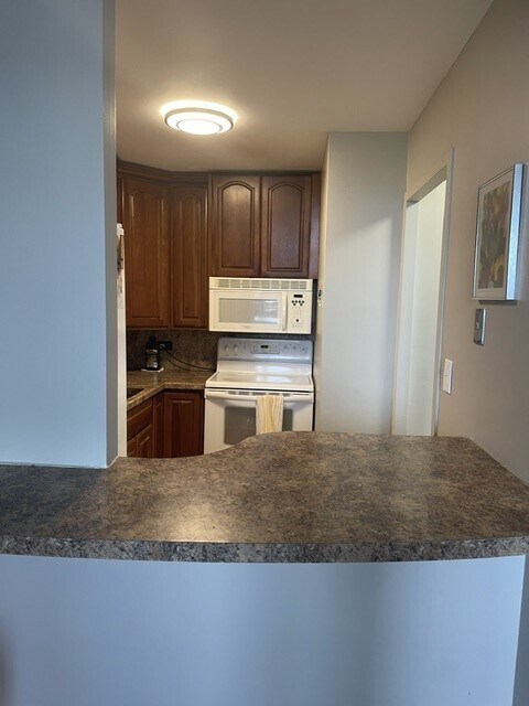 Building Photo - 4250 N Marine Dr