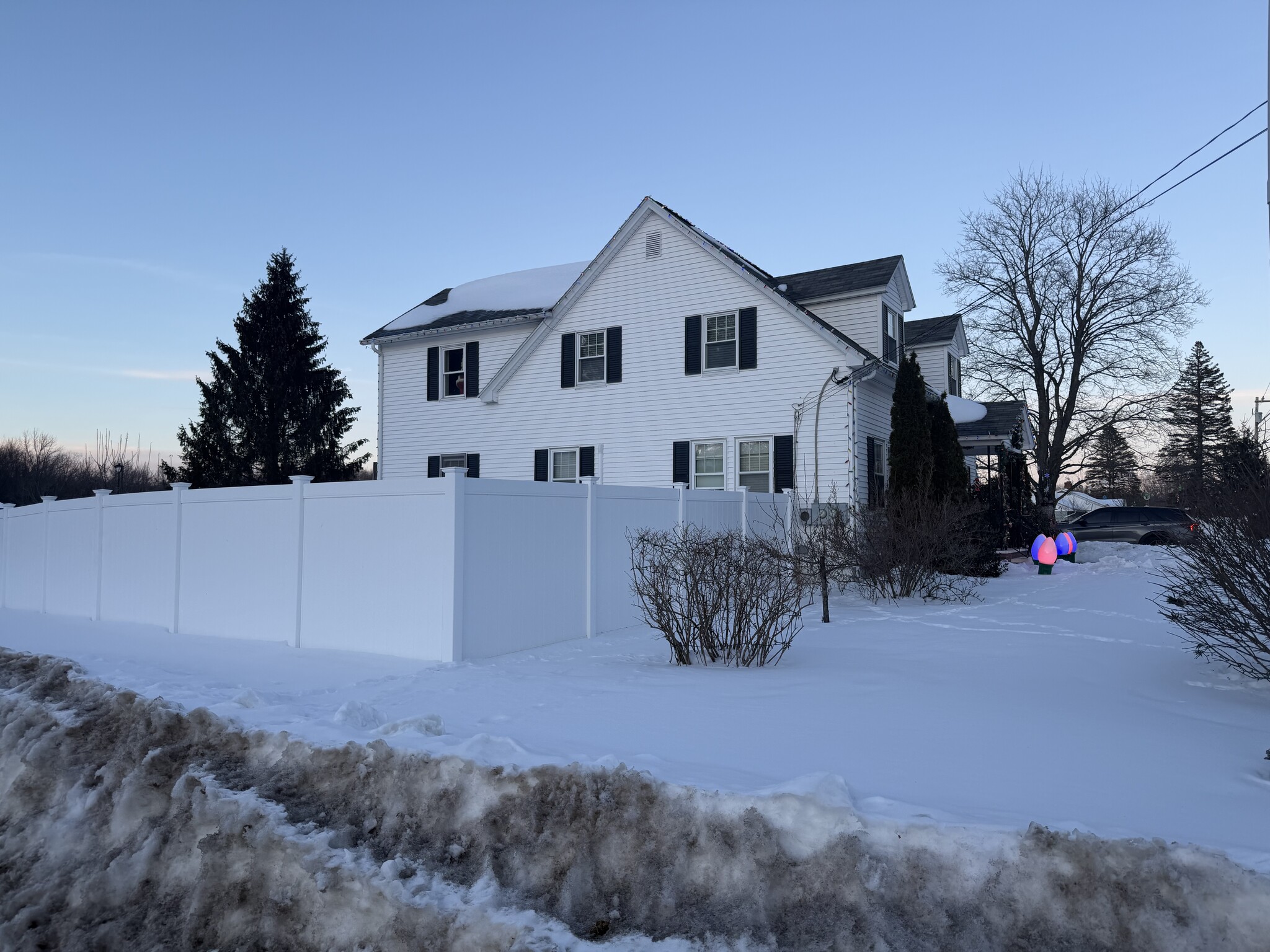 Building Photo - 964 Wellington Rd