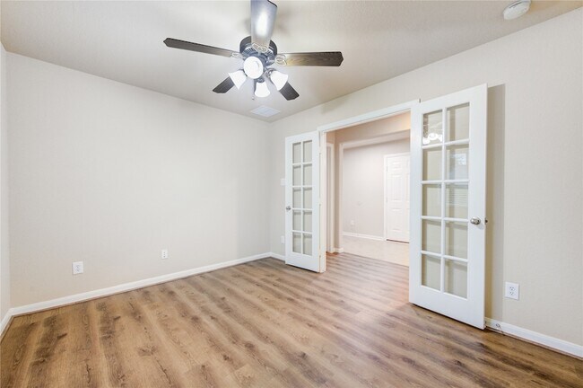 Building Photo - 16702 Grove Trail Ln
