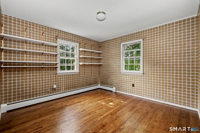 Building Photo - 11 Lycett Ct