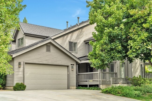 Primary Photo - 4829 Arbor Cir