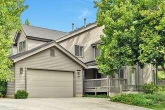 Building Photo - 4829 Arbor Cir
