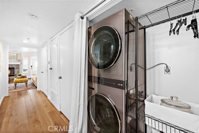 Building Photo - 210 Avenida Montalvo