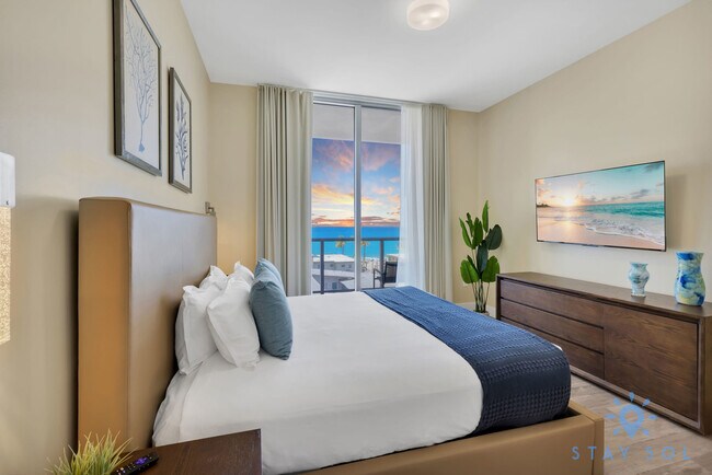 Building Photo - 777 N Ocean Dr