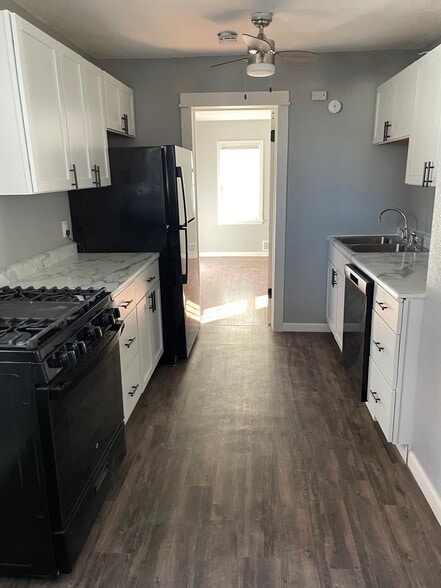 Building Photo - 706 E Saint Germain St