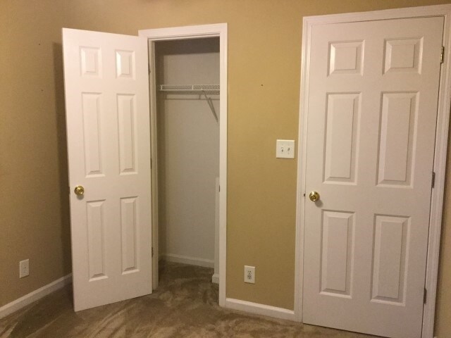 Building Photo - 4021 New Grange Cir