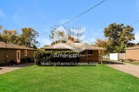 Building Photo - 1321 Gladys St