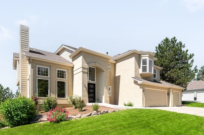 Building Photo - Luxury 6BD, 5BA Recently Remodeled Littlet...