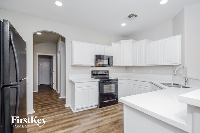 Building Photo - 3606 N 129th Ave