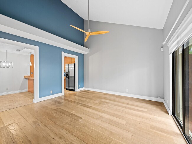 Building Photo - 3344 NW 103rd Ave