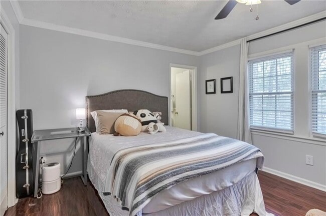 Building Photo - 8 Arpege Way NW