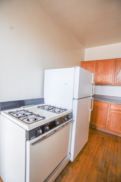 Building Photo - 3454 Bosworth