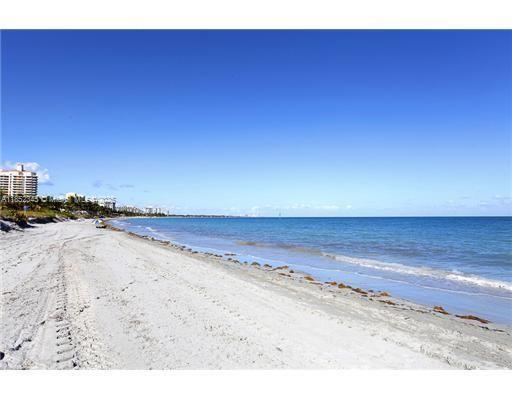 Building Photo - 881 Ocean Dr