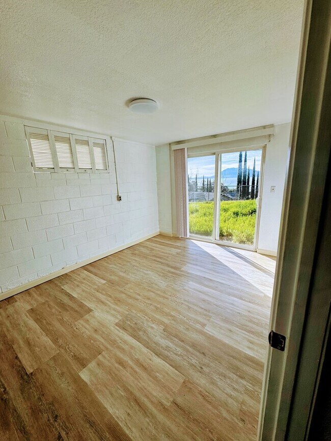 Building Photo - 3201 Springe St