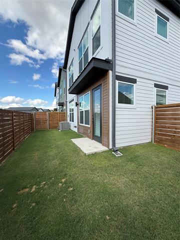 Building Photo - 1535 Sage Ln