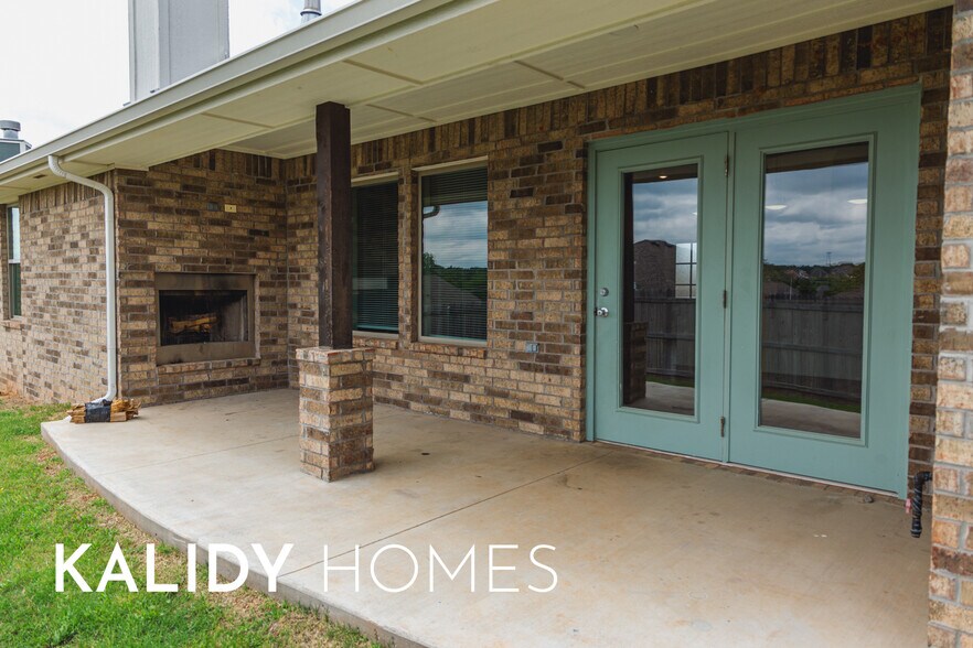 Building Photo - 5216 Bing Cir