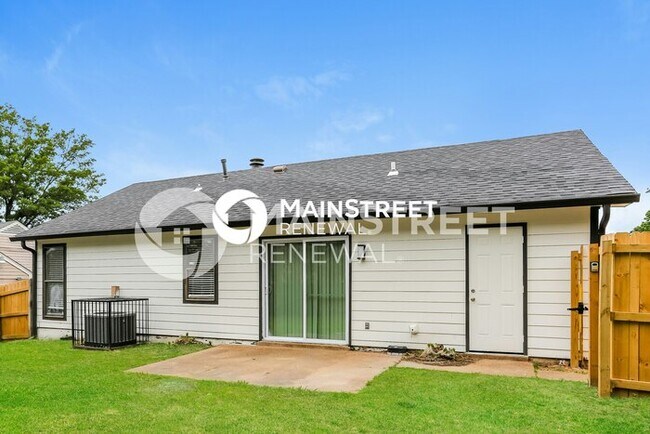 Building Photo - 6471 Frosty Leaf Dr