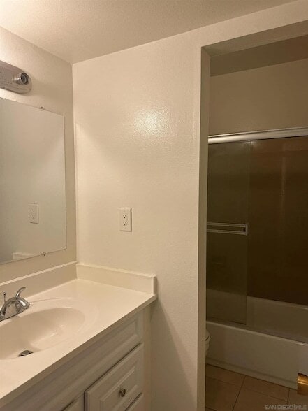 Building Photo - 6799 Alvarado Rd